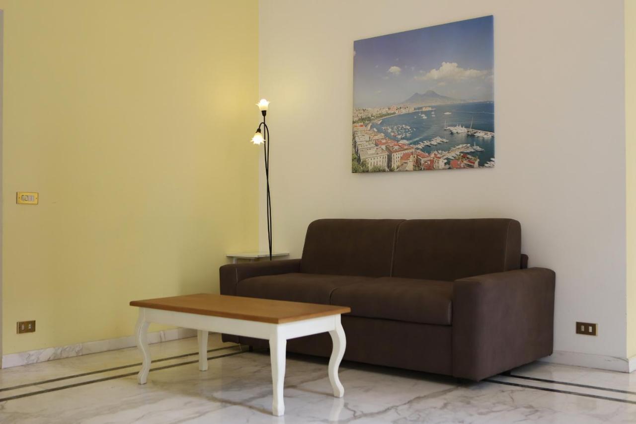 Piazza Dante Suites By Wonderful Italy เนเปิลส์ ภายนอก รูปภาพ