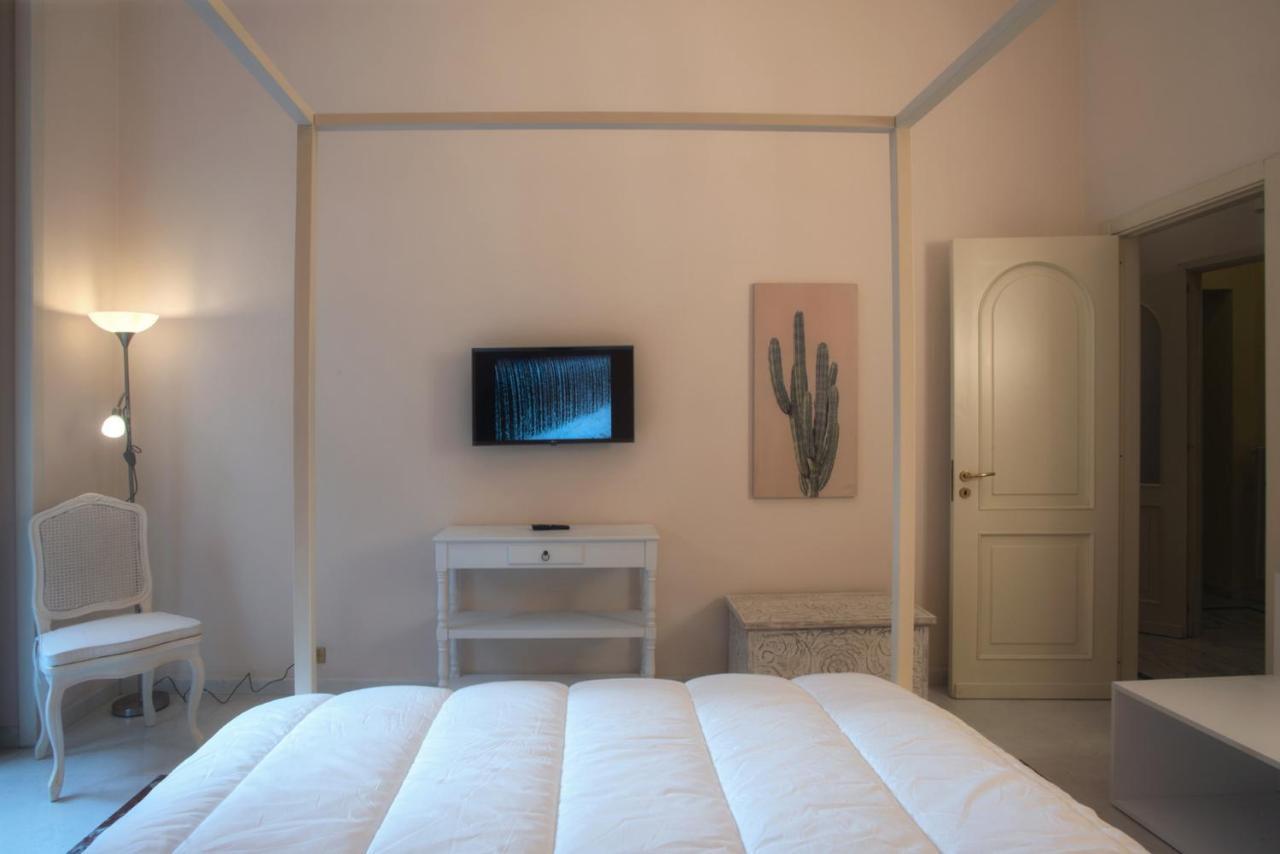 Piazza Dante Suites By Wonderful Italy เนเปิลส์ ภายนอก รูปภาพ