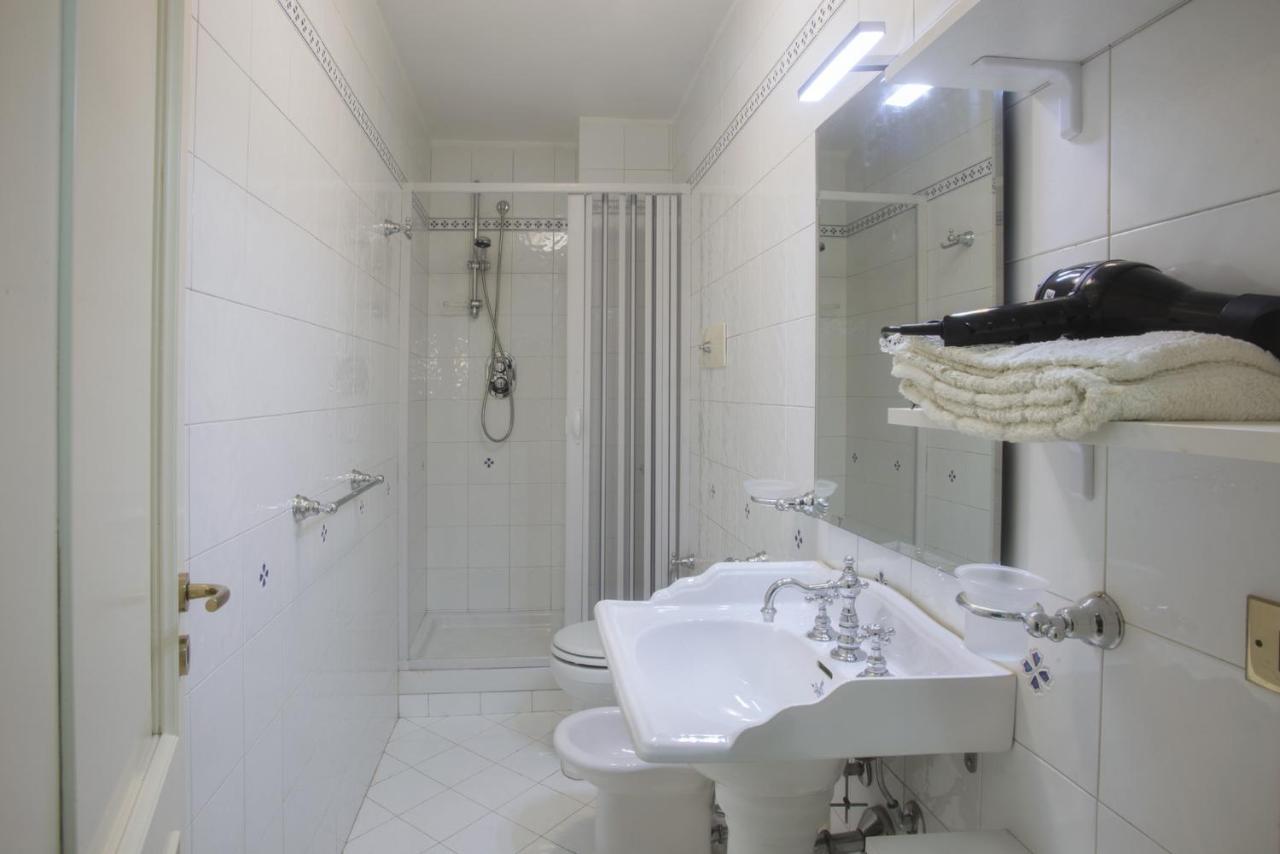 Piazza Dante Suites By Wonderful Italy เนเปิลส์ ภายนอก รูปภาพ