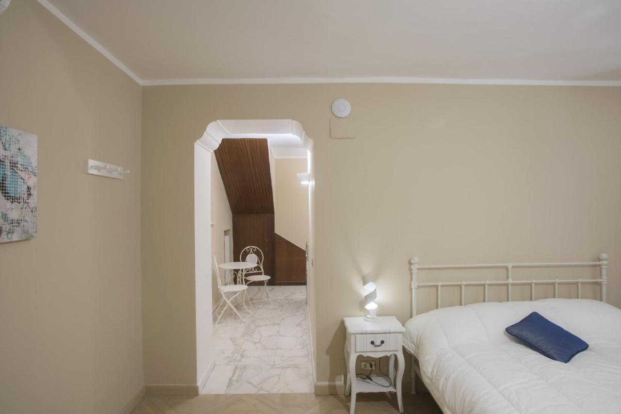 Piazza Dante Suites By Wonderful Italy เนเปิลส์ ภายนอก รูปภาพ
