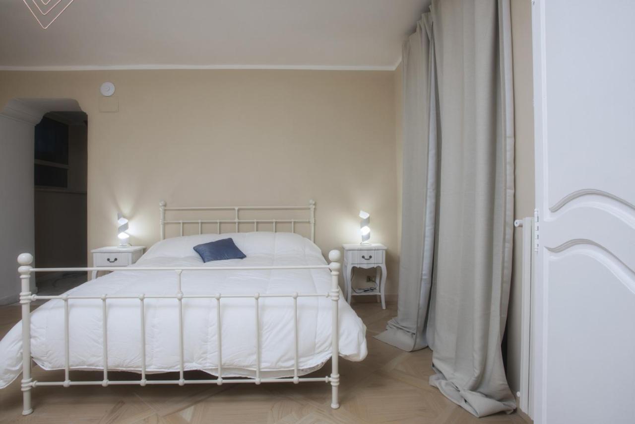 Piazza Dante Suites By Wonderful Italy เนเปิลส์ ภายนอก รูปภาพ